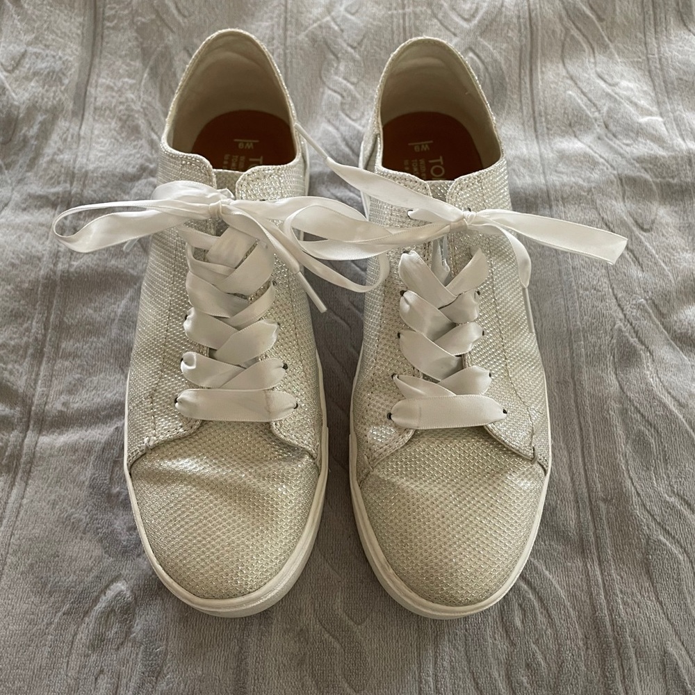 Toms Sneakers